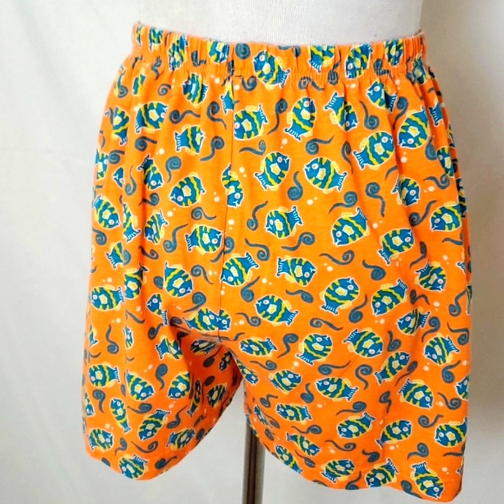 Rounds Bay vintage fish print tropical shorts